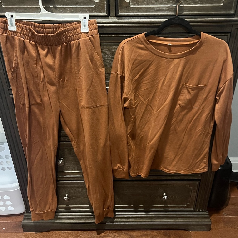 Womens sweat outfit